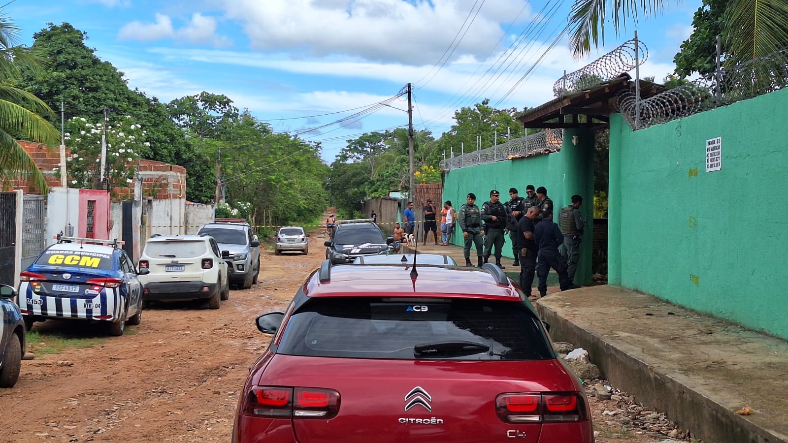 Polícia Civil realiza operação em Pacatuba após investigação sobre tentativa de sequestro de criança